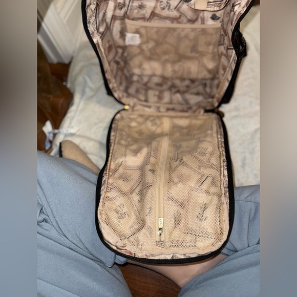 Loungefly Black and Green Botanical Backpack - Picture 12 of 12